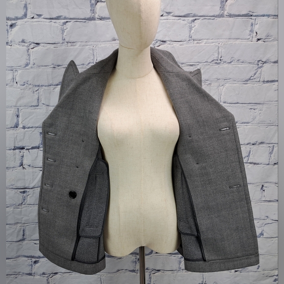 Burberry Double Breasted Pea Coat Jacket Zip Cuffs Peplum Pleated Gray Wool 2 US - Picture 8 of 16